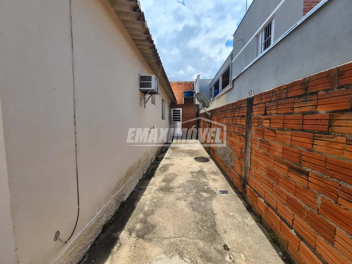 Casa - em Bairros - Jardim Santa Catarina - Sorocaba R$ 1.150,00. Cód.:  709061